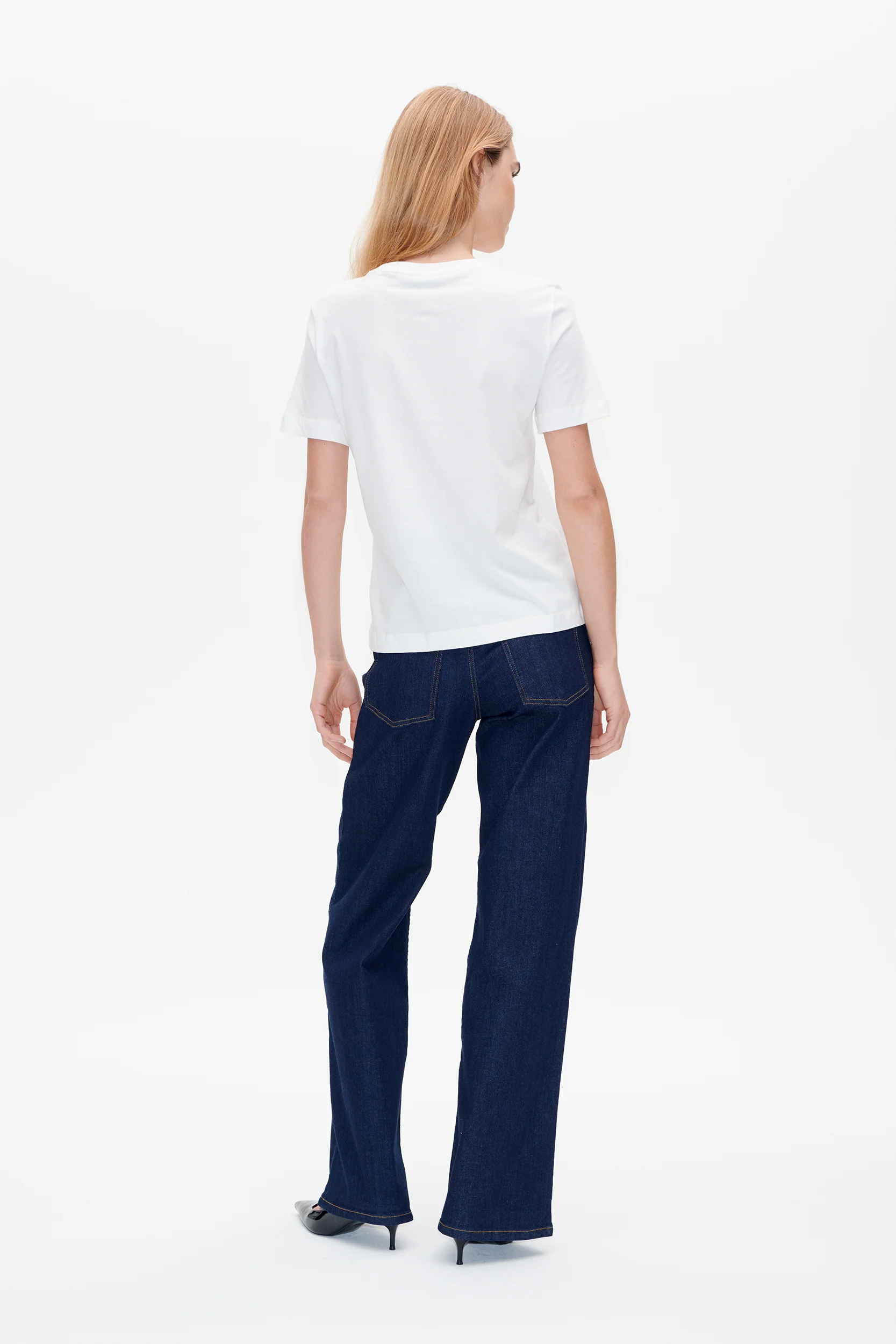 JALONA T-SHIRT | White - Image 3