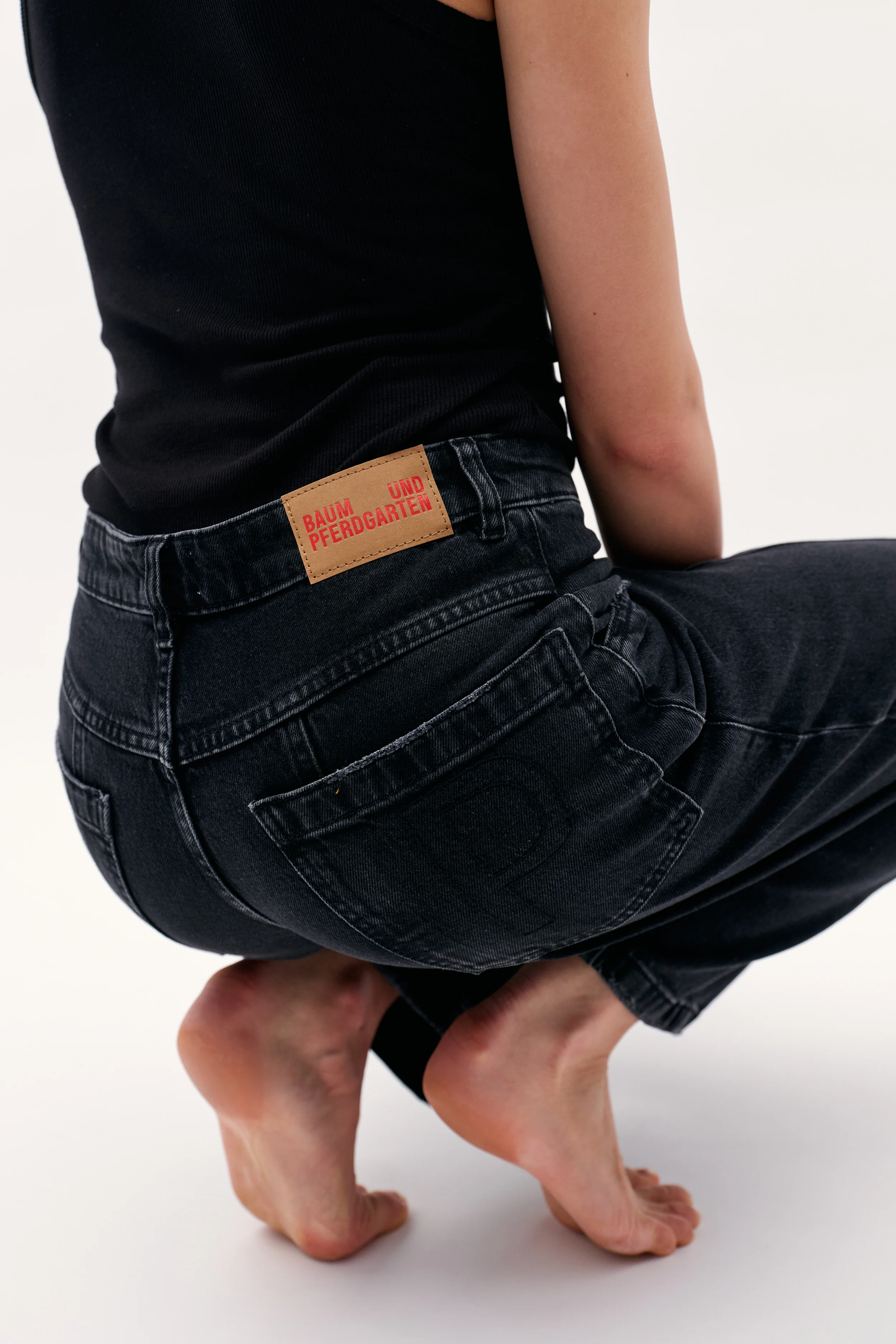NO 02 JEANS | Black Washed Denim - Image 4